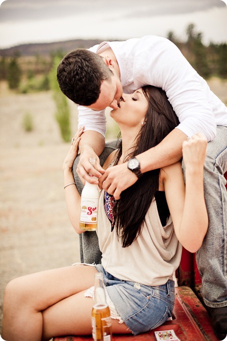 Amanda-and-Josh_desert-engagement-session_Okanagan-BC-portraits7584_by-Kevin-Trowbridge