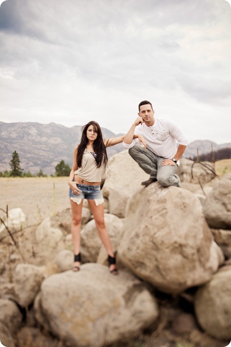 Amanda-and-Josh_desert-engagement-session_Okanagan-BC-portraits7815_by-Kevin-Trowbridge