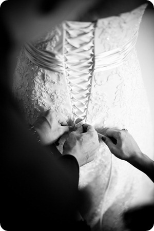 Jen and Don_wedding_Summerhill Winery_Kelowna_photography_vineyard_rain8945_by-Kevin-Trowbridge