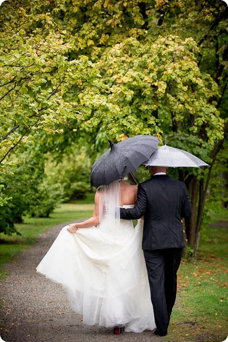 Jen and Don_wedding_Summerhill Winery_Kelowna_photography_vineyard_rain9313_by-Kevin-Trowbridge