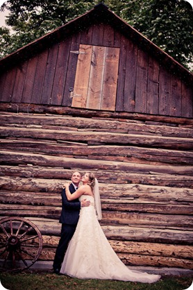 Jen and Don_wedding_Summerhill Winery_Kelowna_photography_vineyard_rain9390_by-Kevin-Trowbridge