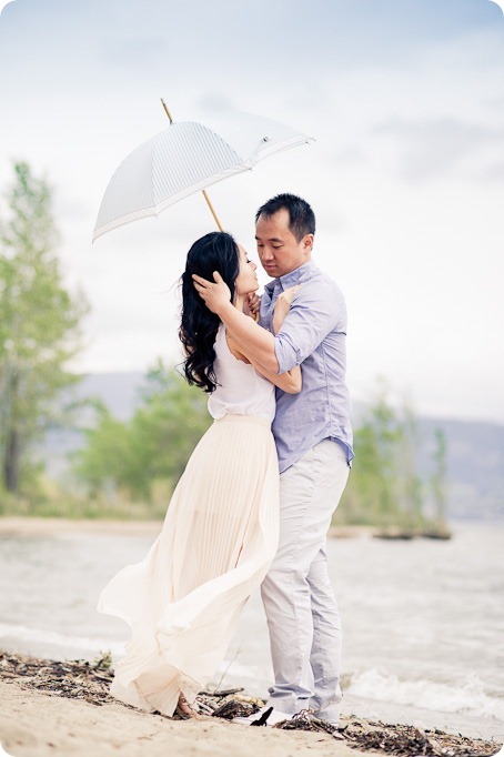 Road-13_Winery-engagement-portraits_Oliver-Okanagan_2_by-Kevin-Trowbridge-13