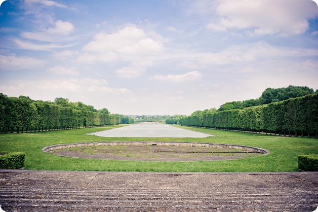 Versailles-France-chateau-wedding-photographer_0954_by-Kevin-Trowbridge