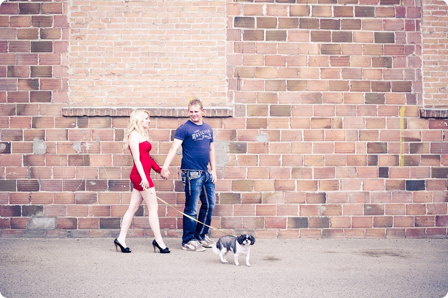 hotel-bedroom-beach-engagement-portraits_Kelowna3804_by-Kevin-Trowbridge