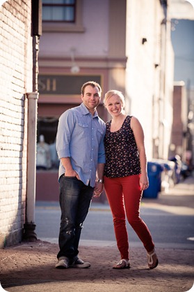 Kelowna-downtown-engagement_3203_by-Kevin-Trowbridge