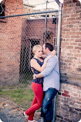 Kelowna-downtown-engagement_3551_by-Kevin-Trowbridge