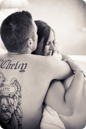 Vintage-car_Knox-Mountain_Lake_Beach-engagement-photos_Kelowna_Okanagan_wedding_2_by-Kevin-Trowbridge-4