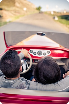 Vintage-car_Knox-Mountain_Lake_Beach-engagement-photos_Kelowna_Okanagan_wedding_6543_by-Kevin-Trowbridge