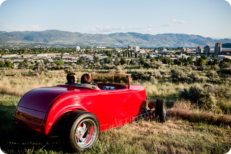 Vintage-car_Knox-Mountain_Lake_Beach-engagement-photos_Kelowna_Okanagan_wedding_6575_by-Kevin-Trowbridge