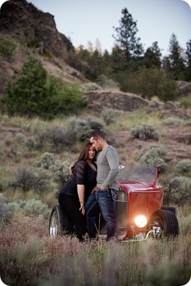 Vintage-car_Knox-Mountain_Lake_Beach-engagement-photos_Kelowna_Okanagan_wedding_6877_by-Kevin-Trowbridge