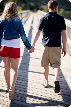 penticton-engagement-session_lake-portraits06_by-Kevin-Trowbridge