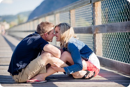 penticton-engagement-session_lake-portraits09_by-Kevin-Trowbridge