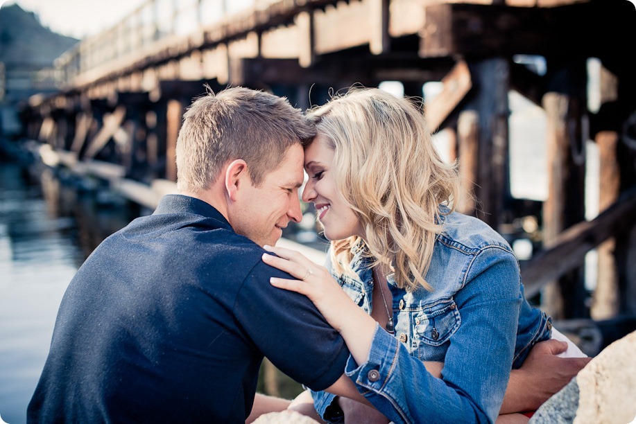 penticton-engagement-session_lake-portraits22_by-Kevin-Trowbridge