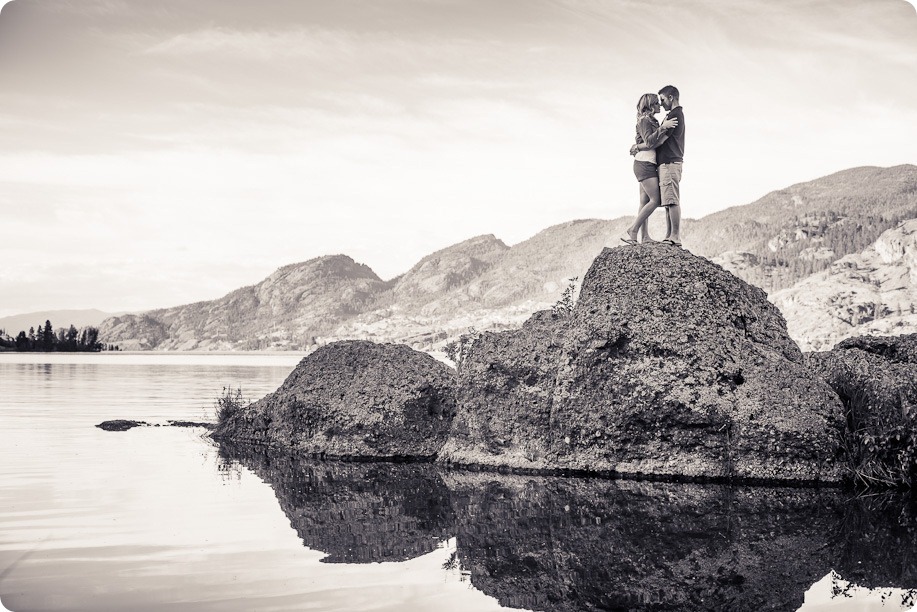 penticton-engagement-session_lake-portraits25_by-Kevin-Trowbridge