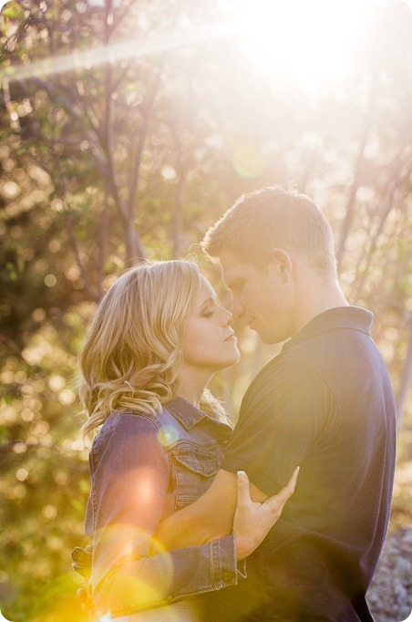 penticton-engagement-session_lake-portraits28_by-Kevin-Trowbridge