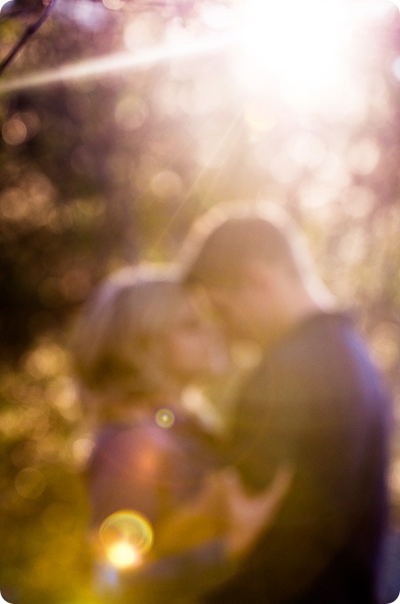 penticton-engagement-session_lake-portraits29_by-Kevin-Trowbridge