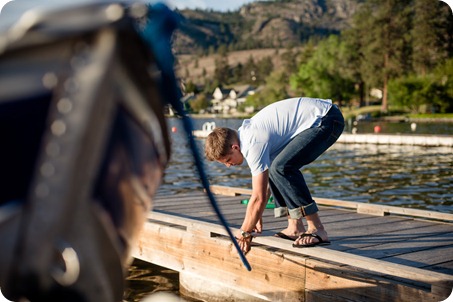 penticton-engagement-session_lake-portraits30_by-Kevin-Trowbridge