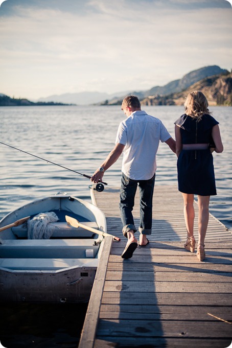 penticton-engagement-session_lake-portraits34_by-Kevin-Trowbridge