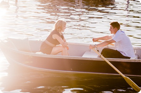 penticton-engagement-session_lake-portraits39_by-Kevin-Trowbridge