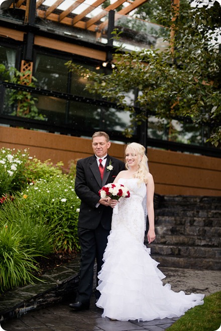 Kelowna-wedding_Summerhill-Winery_Delta-Grand-Resort18_by-Kevin-Trowbridge