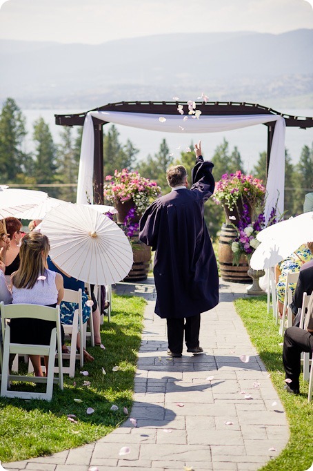 Summerhill-Winery-wedding-Kelowna-vineyards_by-Kevin-Trowbridge-37