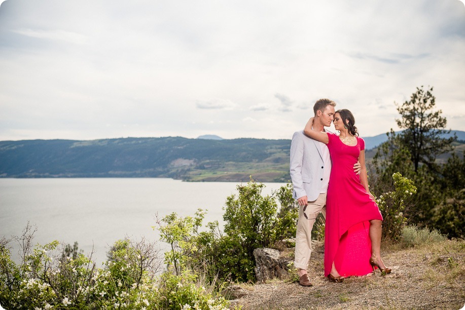 Vernon-engagement-photographer_lake-horse_05_by-Kevin-Trowbridge