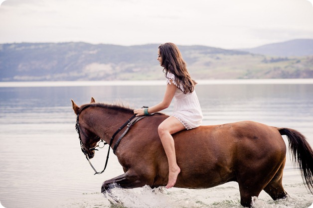 Vernon-engagement-photographer_lake-horse_49_by-Kevin-Trowbridge