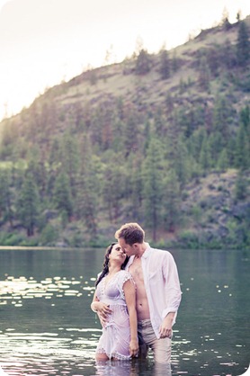 Vernon-engagement-photographer_lake-horse_63_by-Kevin-Trowbridge