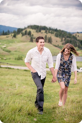 Vernon-engagement-session_family-homestead3502_by-Kevin-Trowbridge