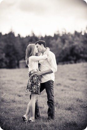 Vernon-engagement-session_family-homestead3537_by-Kevin-Trowbridge