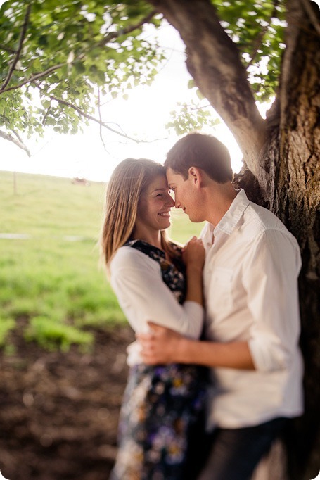 Vernon-engagement-session_family-homestead3785_by-Kevin-Trowbridge