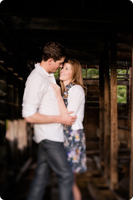 Vernon-engagement-session_family-homestead4015_by-Kevin-Trowbridge