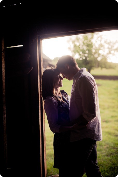 Vernon-engagement-session_family-homestead4033_by-Kevin-Trowbridge