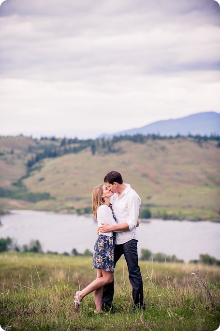 Vernon-engagement-session_family-homestead4178_by-Kevin-Trowbridge