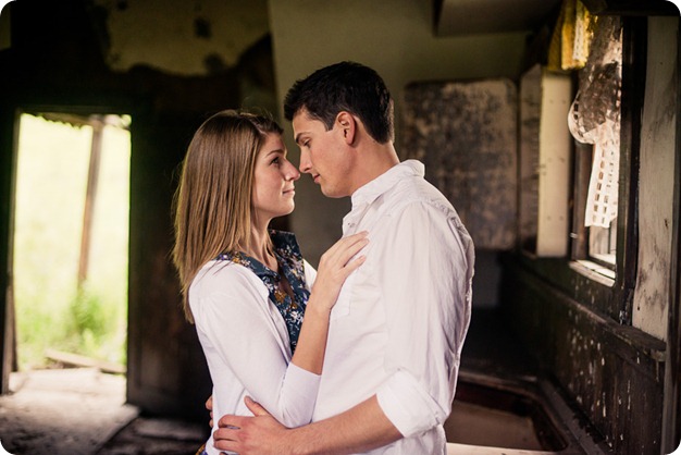 Vernon-engagement-session_family-homestead4240_by-Kevin-Trowbridge