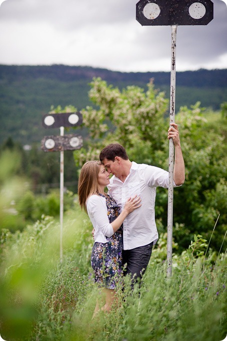 Vernon-engagement-session_family-homestead9191_by-Kevin-Trowbridge