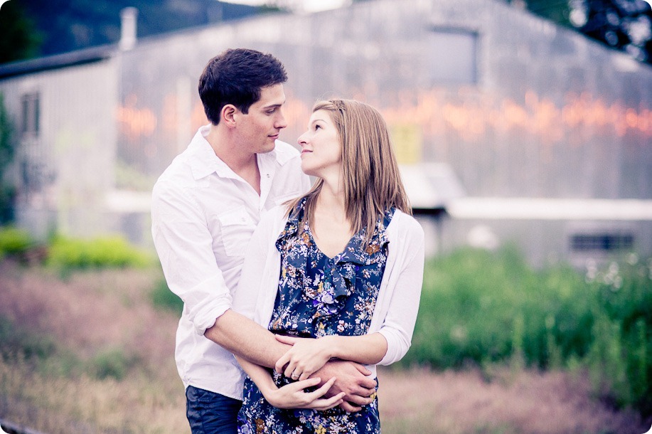 Vernon-engagement-session_family-homestead9353_by-Kevin-Trowbridge