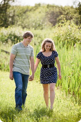 Kelowna-engagement-session_surreal-dream-forest-and-lake-portraits01_by-Kevin-Trowbridge