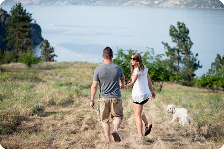 Okanagan-Lake-engagement-session_fun-couple-field-dog-wine01_by-Kevin-Trowbridge