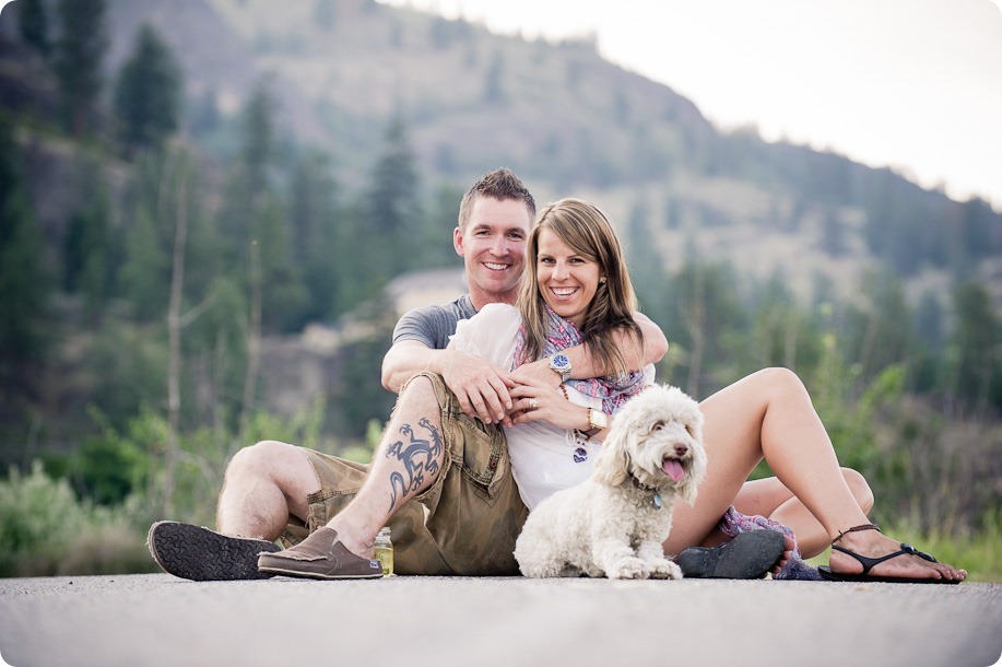 Okanagan-Lake-engagement-session_fun-couple-field-dog-wine18_by-Kevin-Trowbridge