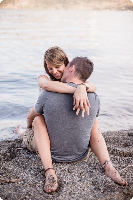 Okanagan-Lake-engagement-session_fun-couple-field-dog-wine27_by-Kevin-Trowbridge