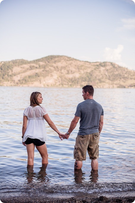 Okanagan-Lake-engagement-session_fun-couple-field-dog-wine29_by-Kevin-Trowbridge