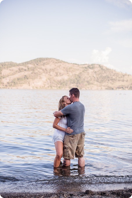 Okanagan-Lake-engagement-session_fun-couple-field-dog-wine30_by-Kevin-Trowbridge