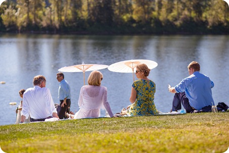 langley-Persian-wedding-lake109_by-Kevin-Trowbridge