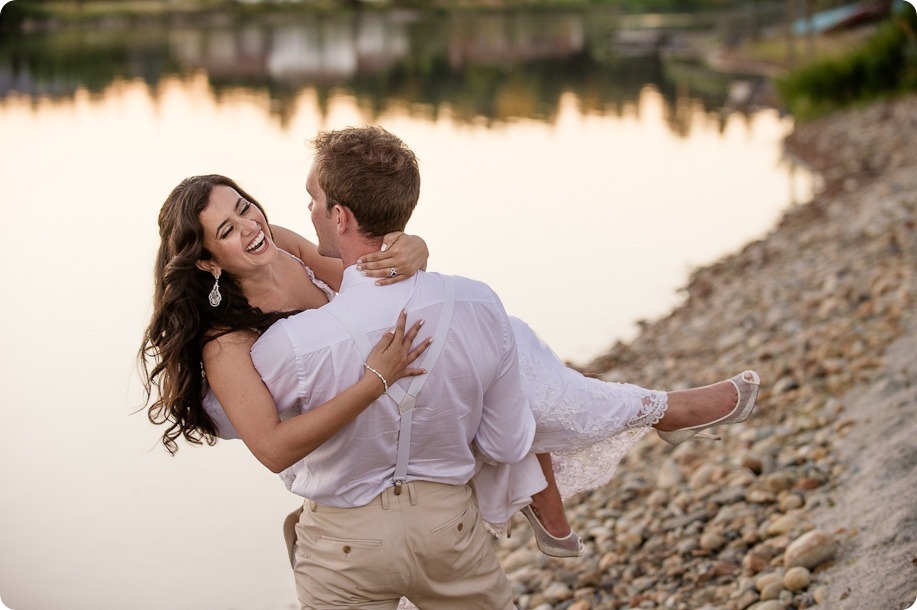 langley-Persian-wedding-lake163_by-Kevin-Trowbridge