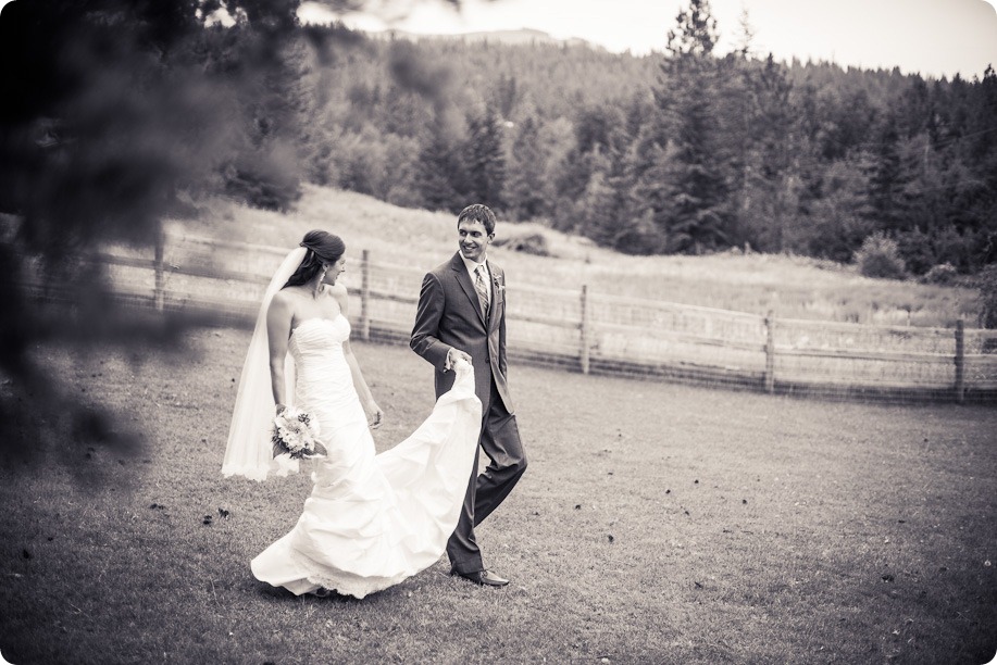 the harvest_kelowna_wedding_photography48_by-Kevin-Trowbridge