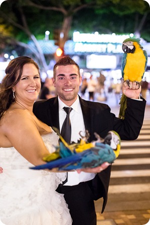 Hawaii-wedding-Waikiki-Moana-Hilton-Crystal-Chapel_187_by-Kevin-Trowbridge