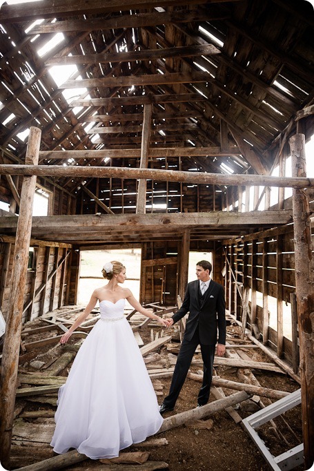 Kelowna-Delta-Grand-Wedding-homestead-Vernon_106_by-Kevin-Trowbridge