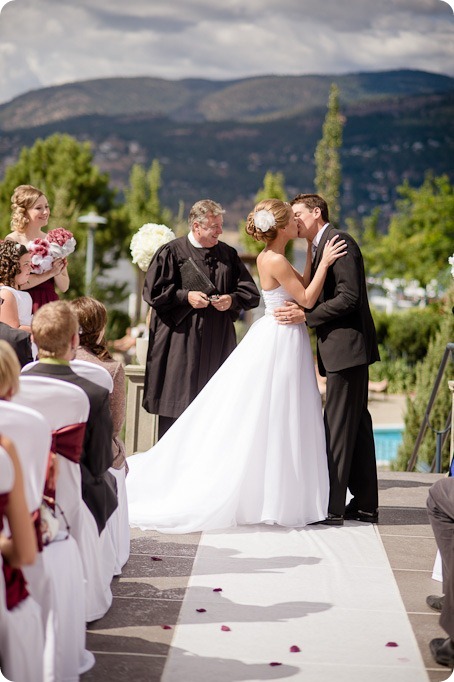 Kelowna-Delta-Grand-Wedding-homestead-Vernon_50_by-Kevin-Trowbridge