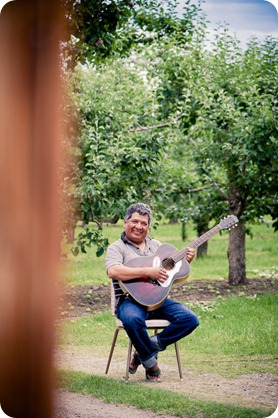 kelowna-creative-couple's-portraits-motorcycle-vintage-orchard03_by-Kevin-Trowbridge